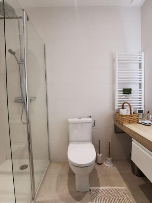 Bestouan - 3 Chambres - Clim - Spacieux 卡西斯 外观 照片